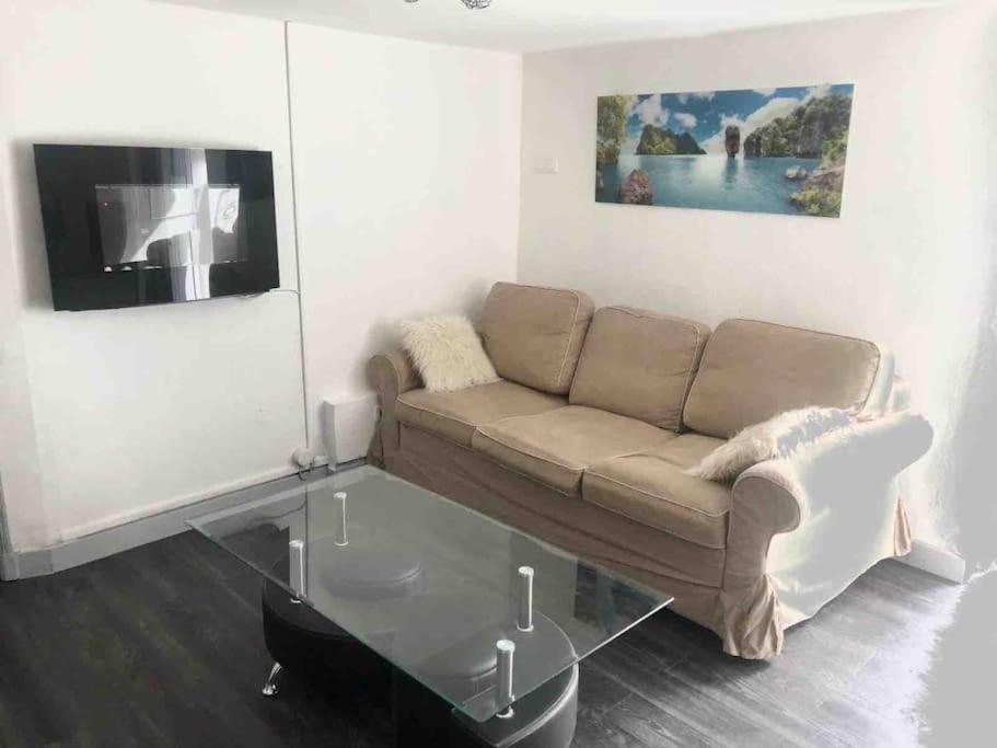 Logement Appartement Bourget Le Bourget Exteriér fotografie